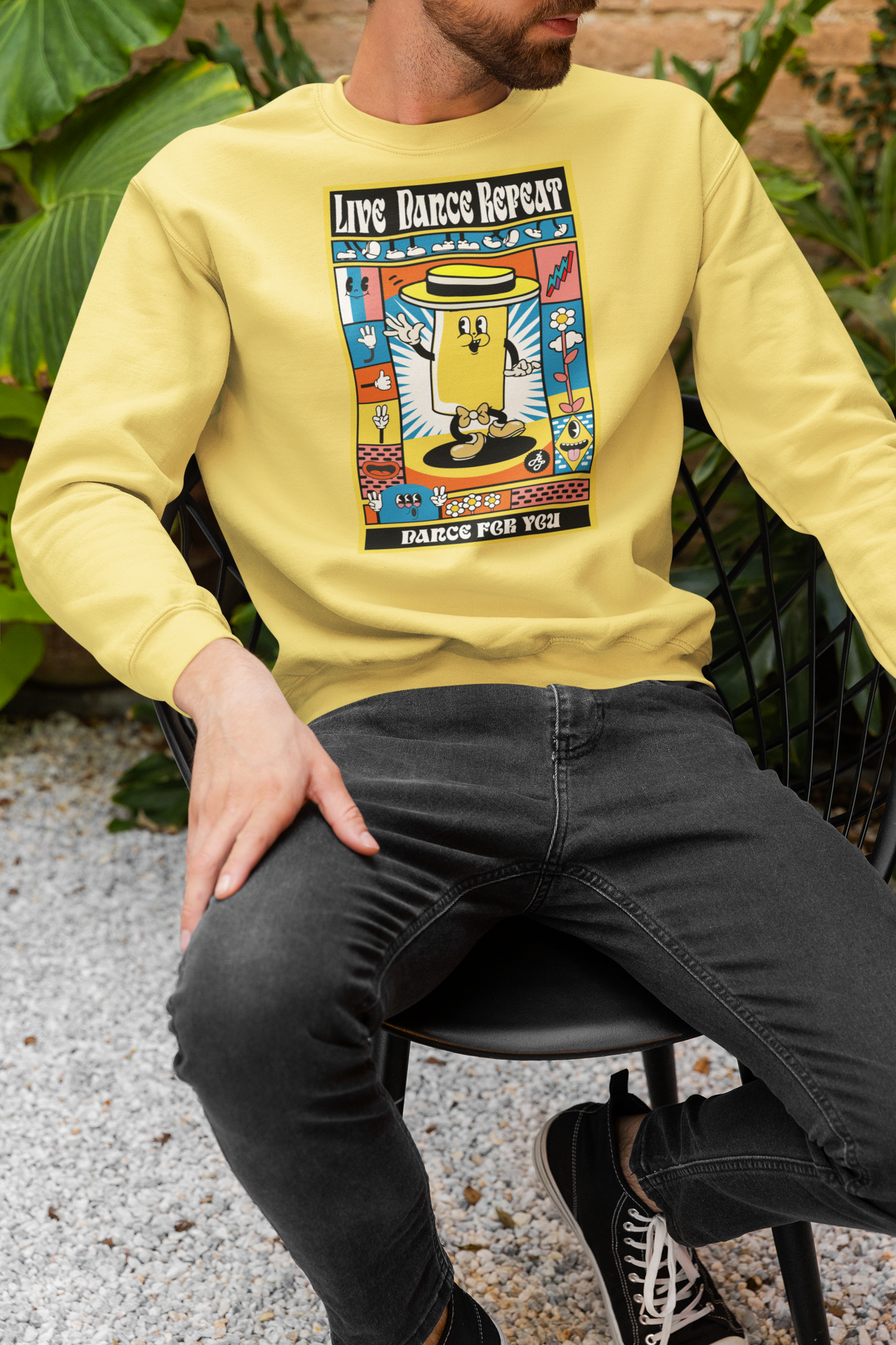 "Live Dance Repeat " Swearshirt